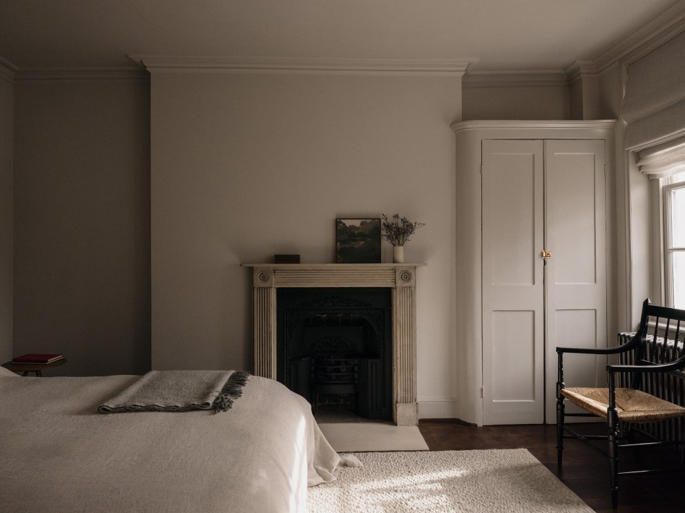 Myddelton Square, Islington | Calm Bedroom  | Interior Designers